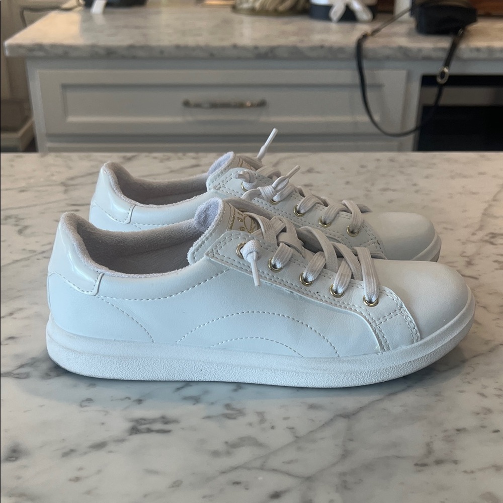 BOBS from Skechers Women's White Low-Top Sneakers - Picture 2 of 8